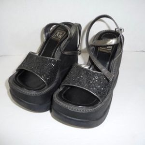 *Brand New* X2B Womens Black  Open Toe sz 6 Platforms